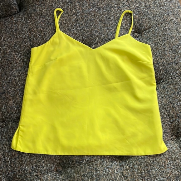Banana Republic solid strappy cami - Picture 2 of 5
